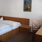 Dresdner Hohe 3*