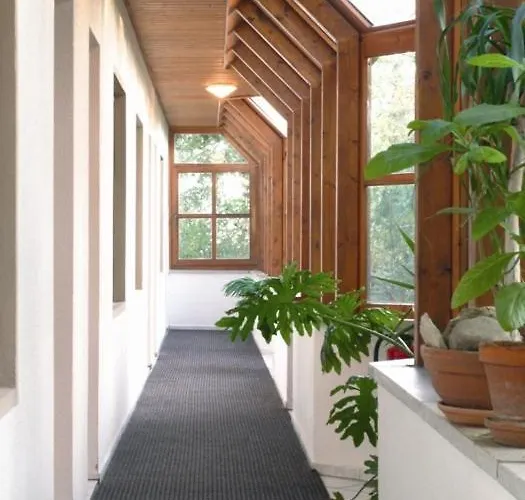 Dresdner Höhe Pensionat 3*