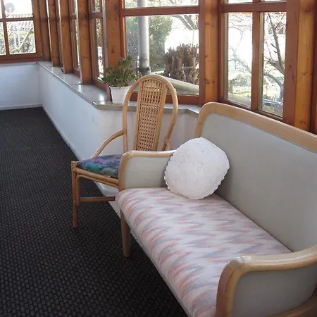 Dresdner Hoehe بيت ضيافة