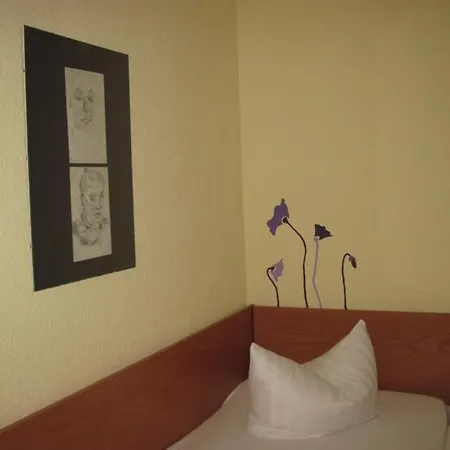 بيت ضيافة Dresdner Hoehe دريسدن