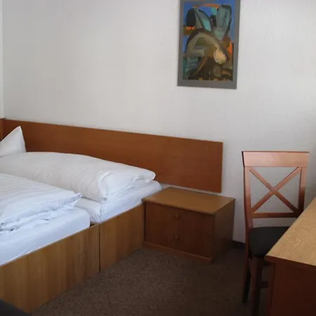 Dresdner Hoehe 3*